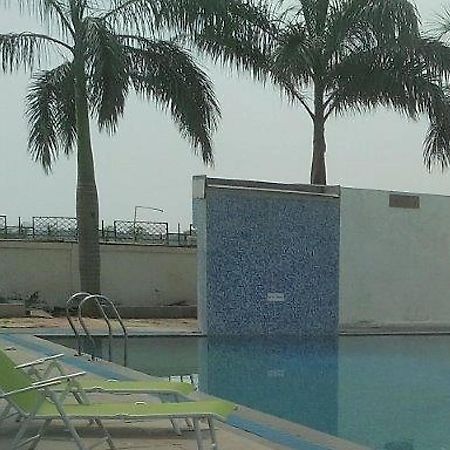 Comfort Inn Donil Vadodara Esterno foto